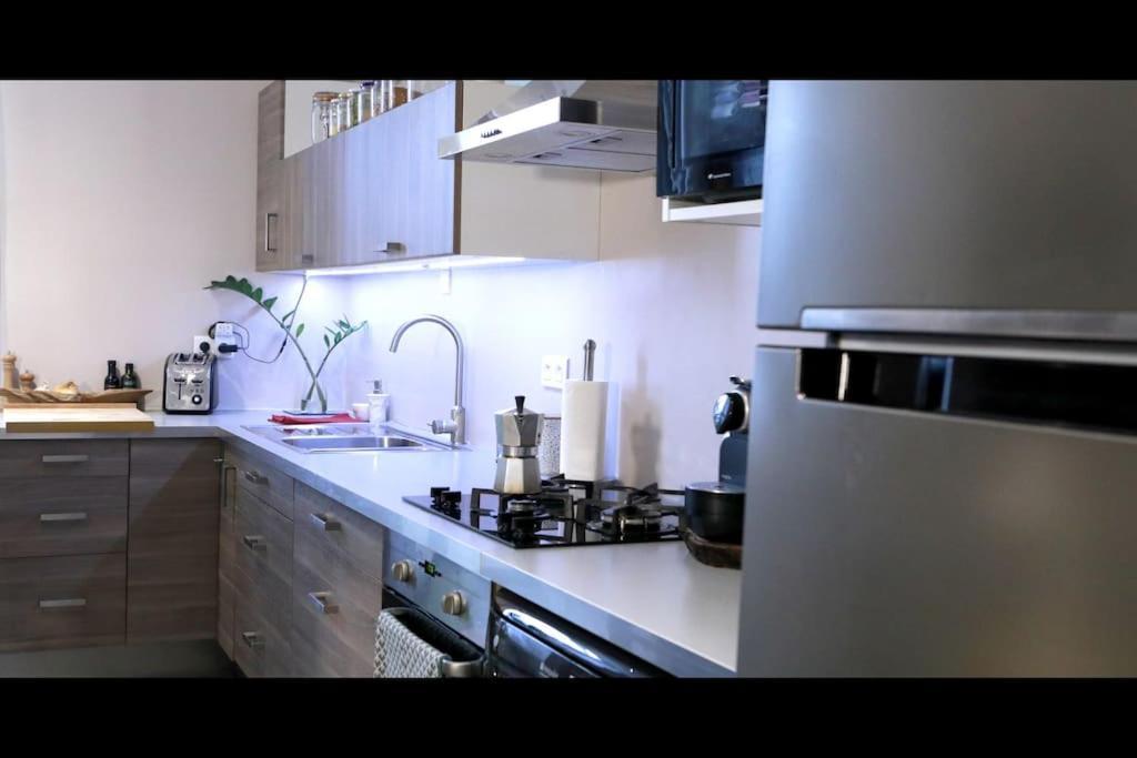 Charmant Logement De Qualite - Centre Ville De Μιλό Εξωτερικό φωτογραφία